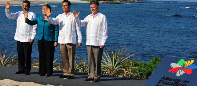 Santos dice que lo más "prudente" con Venezuela es el respeto a la diferencia |