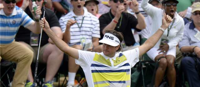 El economista Bubba Watson lidera solitario Máster de Augusta | Bubba Watson tomó el liderato del Másters de Augusta y relevó a Bill Haas, quien quedó a nueve golpes de su compatriota. FOTO afp