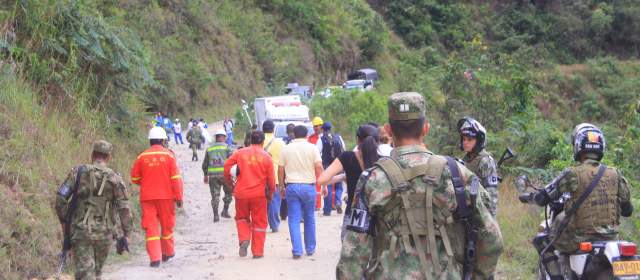 Hallaron cuarta víctima del derrumbe en Huila | La Unidad Nacional de Gestión del Riesgo de Desastres aseguró que las labores de búsqueda continuarán para hallar al último desaparecido reportado. FOTO COLPRENSA