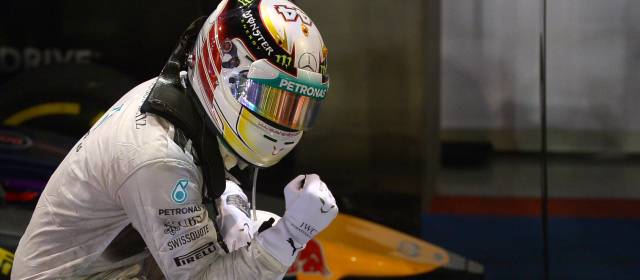 Hamilton desbancó a Nico y es nuevo líder de la Fórmula Uno | FOTO AFP