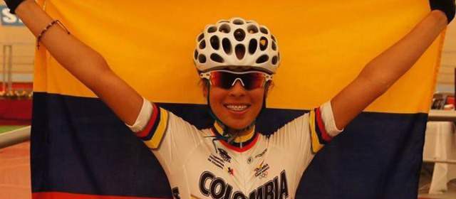 Jéssica y Mauricio son de oro | La especialidad de Jéssica Parra es el fondo, pero en el scratch, gracias a una vuelta de ventaja, ganó un oro Mundial. Al costado, Mauricio Fernández, campeón en natación con aletas. CORTESÍA