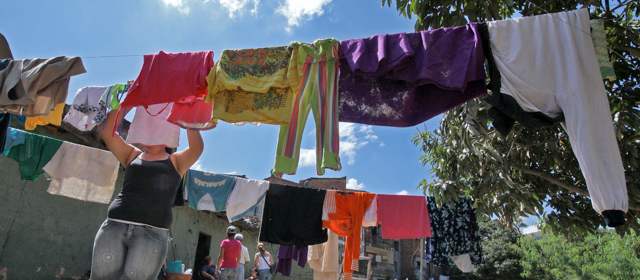 El año pasado 1.218.000 colombianos salieron de la pobreza, según el Dane |