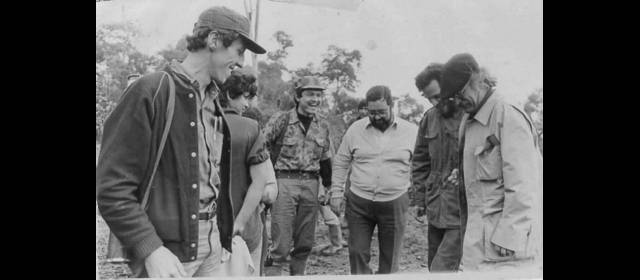 Desmovilizados del M-19, Epl, Erp, a pedir perdón | Pizarro, Antonio Navarro, Bernardo Ramírez y el asesor de paz del Gobierno, Antonio Duque, en desmovilización del M19. FOTO ARCHIVO