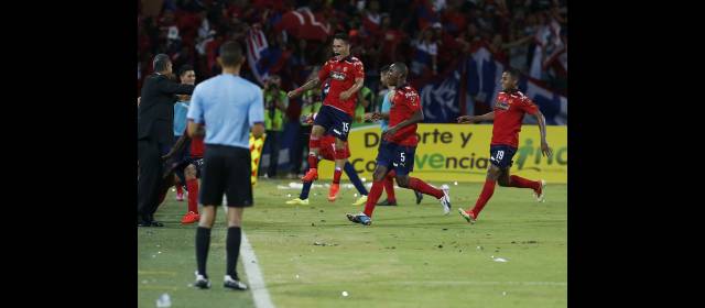 DIM mostró que tiene con qué | Euforia, como lo demuestra Cristian Restrepo, causó el triunfo rojo ante Nacional en el inicio de la Liga-2. FOTO ESTEBAN VANEGAS