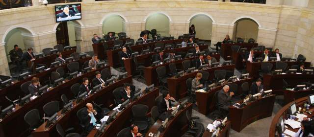 Congresistas aprendieron de procesos de paz de Centroamérica |
