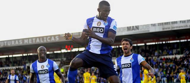 Porto, con gol de Jackson Martínez, conquistó el campeonato portugués | FOTO AP