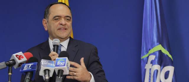 Gobierno anunció que 32.000 desmovilizados tendrán crédito de vivienda | Este lunes, el Fondo Nacional del Ahorro suscribió un convenio con la Agencia Colombiana para la Reintegración (ACR) para beneficiar a la población desmovilizada. Foto: Colprensa