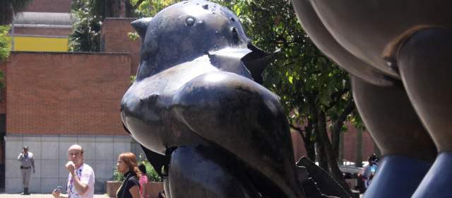 Estado no es responsable de daños por atentado contra escultura de Botero |