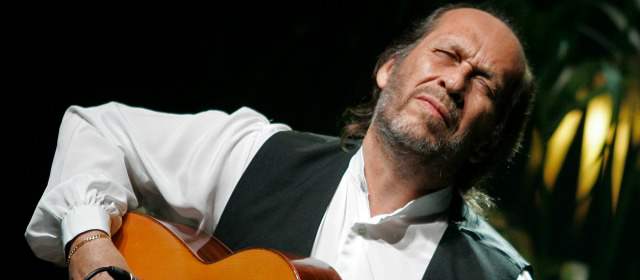 Paco de Lucía, el emblema de la renovación y la difusión del flamenco | FOTO REUTERS