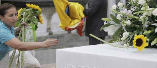 Familiares rinden homenaje a Luis Carlos Galán a 23 años de su asesinato |