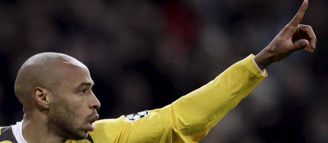 Thierry Henry pide que le quiten los puntos a equipos con hinchas racistas | FOTO ARCHIVO