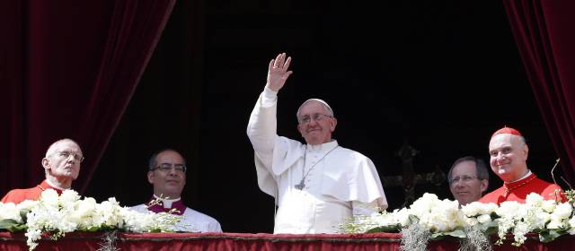Papa Francisco pidió por la paz y el fin de las tensiones en Corea