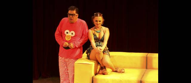 Dos mujeres y un tonto | Gustavo Ángel, Carolina Sabino y Linda Carreño protagonizan esta obra. FOTO EDWIN BUSTAMANTE