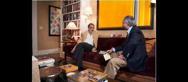 Felipe López en una portada | Felipe Lopez y Juan Carlos Iragorri, durante la entrevista. Se reunieron varias veces, en distintos lugares. FOTO OSCAR FRASSER