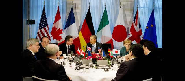 El G7 aísla a Rusia y prevé mayores sanciones por crisis de Crimea | Obama, Cameron, Merkel y Hollande debatieron ayer sobre Ucrania en la reunión del G7. FOTO AP