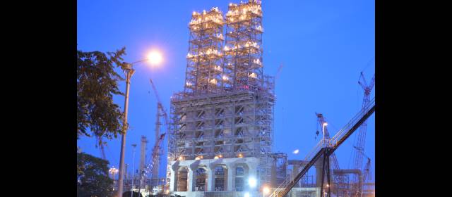 Lista una de 17 unidades de la Refinería de Cartagena | El proyecto de expansión de la Refinería de Cartagena (Reficar) está previsto que concluya en mayo de 2015. FOTO COLPRENSA