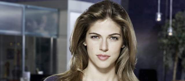 Stephanie Cayo y Ernesto Calzadilla protagonizarán La hipocondríaca