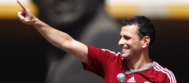 Capriles afirmó que va por delante y que su ventaja sobre Chávez empieza a crecer |