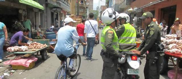 En el Centro han caído este año 55 extorsionistas, pero el flagelo sigue | El Centro de Medellín, que concentra la mayor actividad comercial, es el más afectado. FOTO ARCHIVO