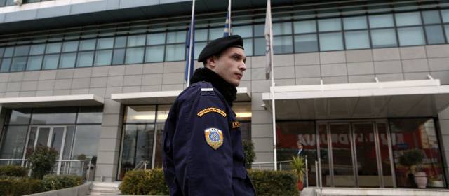 Desconocidos dispararon contra la oficina del primer ministro griego, Andonis Samarás | Foto: Reuters