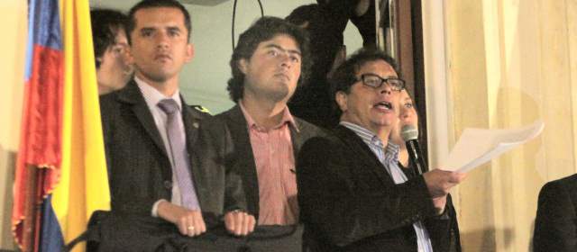 Hijo de Gustavo Petro, lidera campaña de Santos en Cartagena |