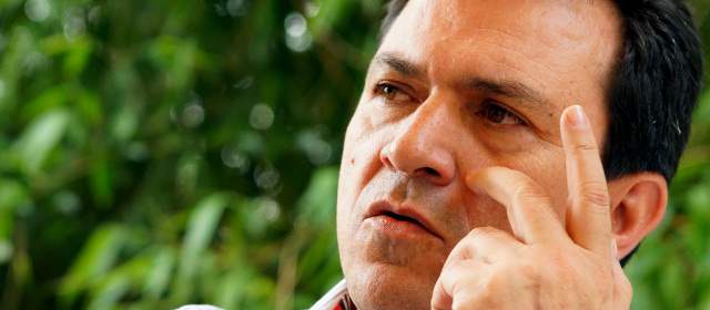 "Pensé que era solo para las bodas que el procurador se creía emperador": Alonso Salazar |