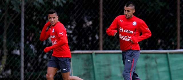 Chilenos exponen una marca casi perfecta frente a Australia | Arturo Vidal y Alexis Sánchez, las figuras de la Roja. FOTO reuters