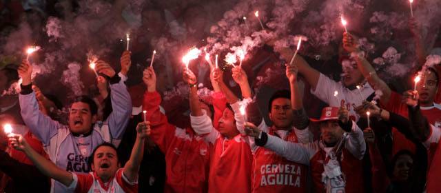 Falleció otro hincha del Santa Fe tras accidente en Bogotá | Santa Fe conquistó este domingo su séptima estrella al vencer en la final al Pasto. FOTO COLPRENSA