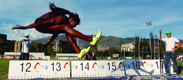 Caterine va por otro gran salto |