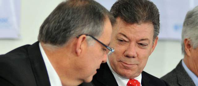 Procurador envió carta a Santos comunicando destitución de Petro |