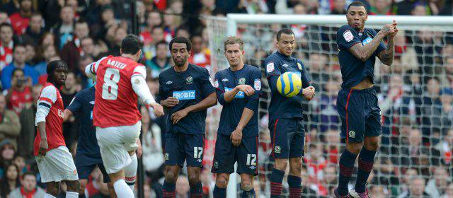 El Arsenal fue eliminado de la Copa inglesa antes de medirse al Bayern | FOTO REUTERS