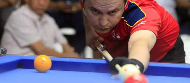 En Ibagué se pondrán el mejor frac | El billarista Henry Díaz, es una de las figuras del deporte tolimense. FOTO MANUEL SALDARRIAGA.