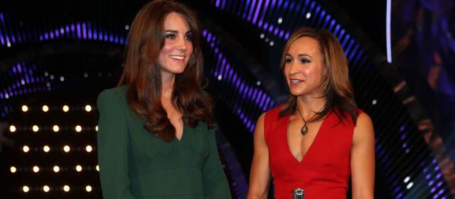 La duquesa Catalina reapareció en ceremonia deportiva de la BBC |