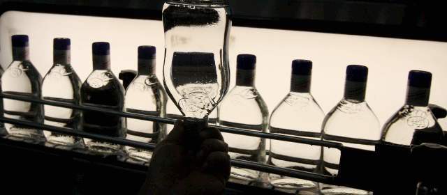 Diputados piden la renuncia del gerente de la Fábrica de Licores de Antioquia
