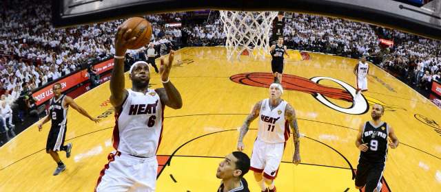 El mejor básquet del mundo, en acción | La NBA tendrá hoy 14 partidos, entre ellos Nets-Cavaliers, Jazz-Thunder y Raptors-Celtics. FOTO REUTERS