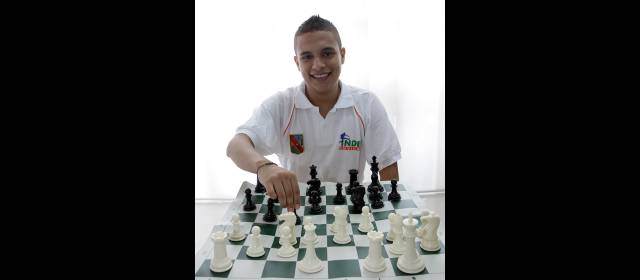 David Arenas buscará en Cuba el premio mayor | David Arenas es, en el momento, uno de los mejores jugadores de ajedrez en Colombia. FOTO HERNÁN VANEGAS.