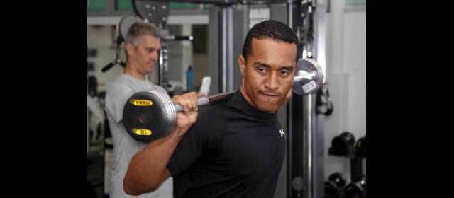 Tres softbolistas paisas de Selección están al garete | El cartagenero Jamir Iriarte lleva 7 años en Antioquia y varios títulos encima. FOTO JULIO CÉSAR HERRERA