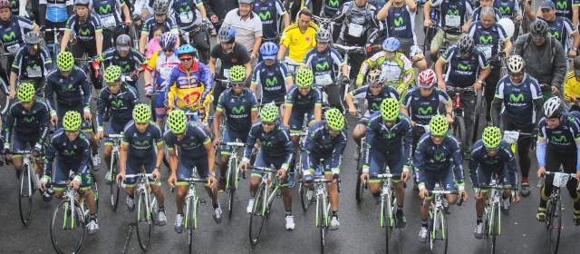 Nairo Quintana estuvo de ciclopaseo por Bogotá |