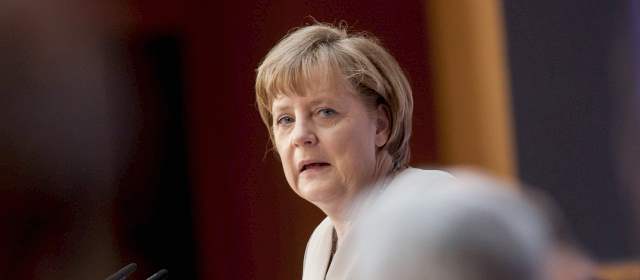 Angela Merkel aseguró que la crisis de la zona euro está lejos de terminar |