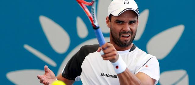 Falla y Giraldo cayeron en Auckland; Farah fue superado en Melbourne | Alejandro Falla cayó en Auckland y ahora se alista para el Abierto de Australia. FOTO REUTERS