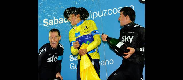 Nairo se presentó grande ante el mundo del pedal | Nairo Quintana en el podio con Richie Porte, segundo, y Sergio Luis Henao, tercero. FOTO TEAM SKY