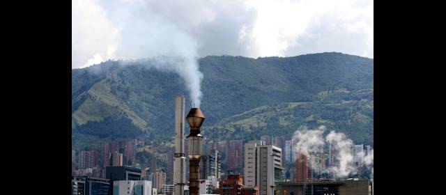 En el Aburrá el ozono también es un problema | Fuera del material particulado y el ozono otros contaminantes causan problemas en el Aburrá como los óxidos nitrosos que vienen en aumento según algunas investigaciones. FOTO JUAN ANTONIO SÁNCHEZ