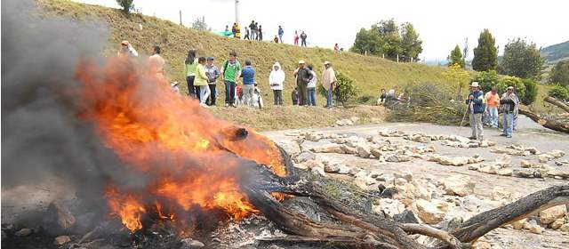 Bloqueos en el departamento de Boyacá FOTO COLPRENSA