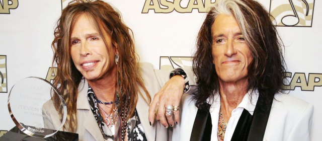 Tyler (izq.) y Perry (der.) nunca ganaron un Grammy como compositores; los cuatro trofeos de Aerosmith son todos por sus interpretaciones. FOTOGRAFÍA AP