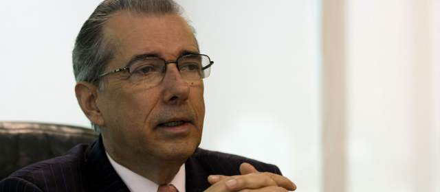 Piden renuncia del gerente del Acueducto de Bogotá por manejo de basuras |