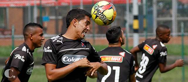 DIM va por la remontada | Javier Calle fue incluido en el grupo viajero a Ibagué. Un jugador que puede aportar en varias posiciones FOTO DONALDO ZULUAGA