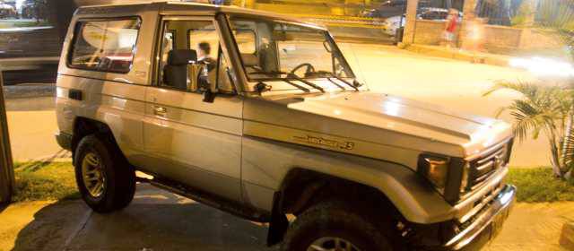 Concejal de Envigado herido en caso de fleteo | El concejal se movilizaba con su esposa en una camioneta. FOTO ESTEBAN VANEGAS.