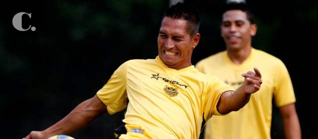 "Itagüí tiene con qué llegar a la semifinal" | John Restrepo le tiene fe al Itagüí para visitar esta noche al Junior por la Liga Postobón. FOTO MANUEL SALDARRIAGA