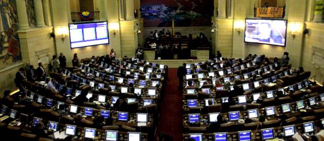 Dudan sobre bajar impuestos a nómina para generar empleos