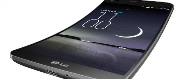 LG trae a Colombia el único smartphone curvo y flexible | FOTO COLPRENSA